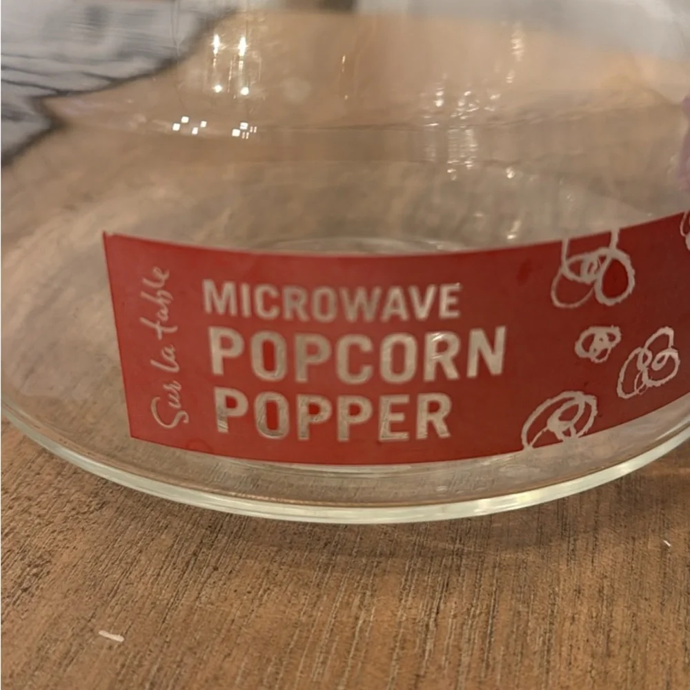 Sur La Table Microwave Popcorn Popper with Red Lid